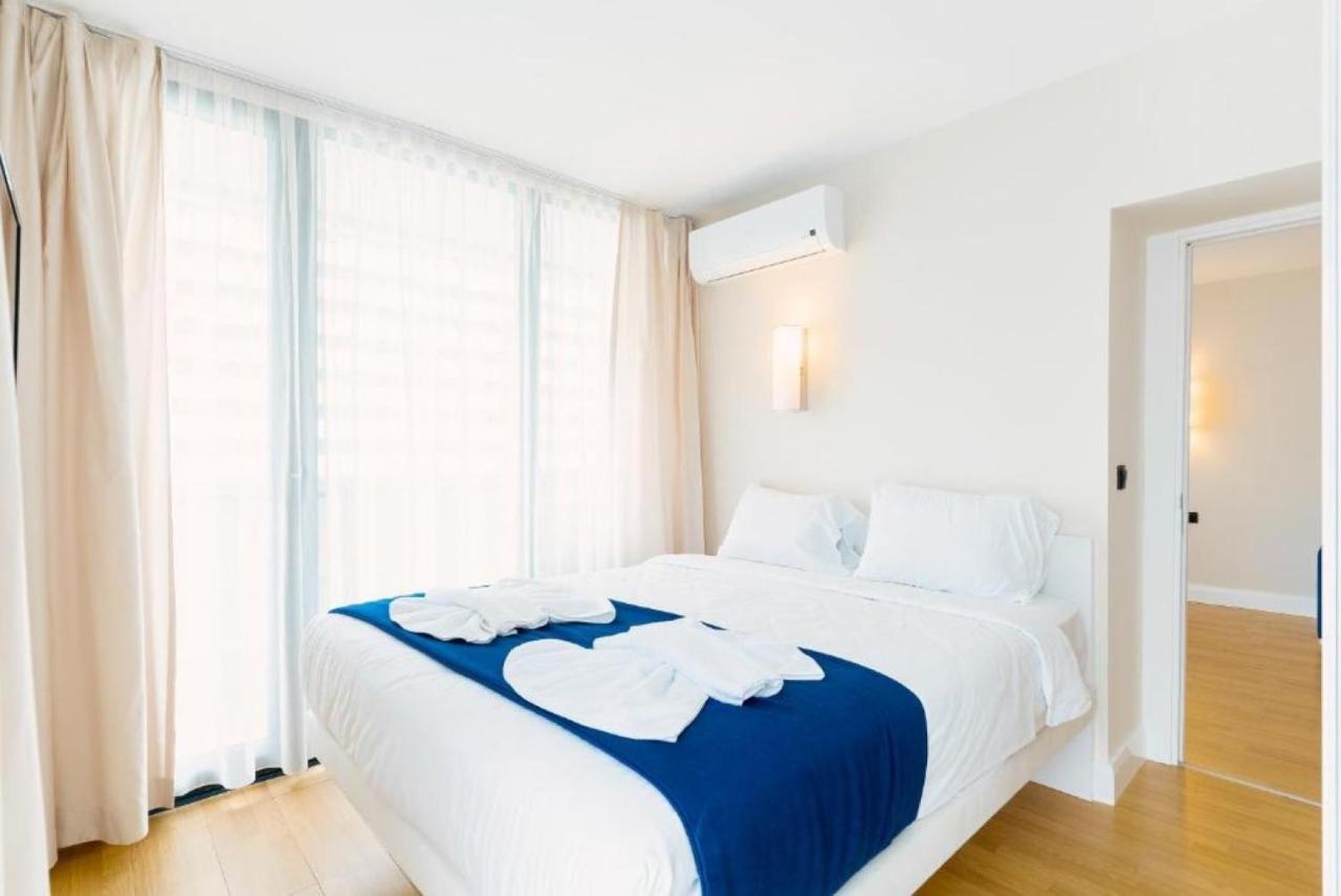 Luxury Sea View Apartments In Orbi City Batumi Exterior photo
