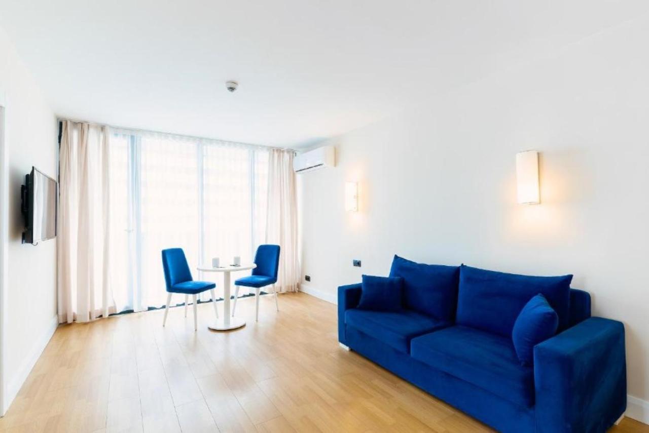 Luxury Sea View Apartments In Orbi City Batumi Exterior photo